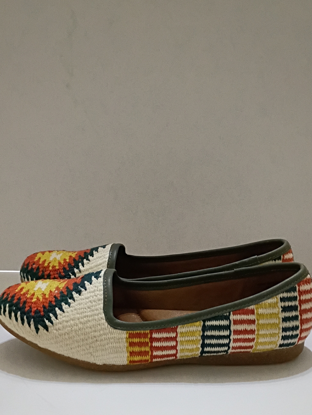 Born Giselle Leather Woven Flats Size 10 - Picture 4 of 7